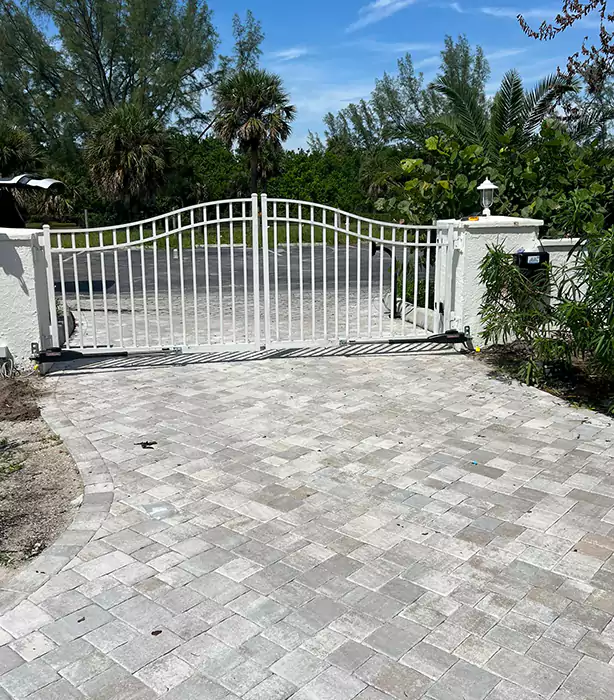 Chain Link Gate Repair Fort Lauderdale