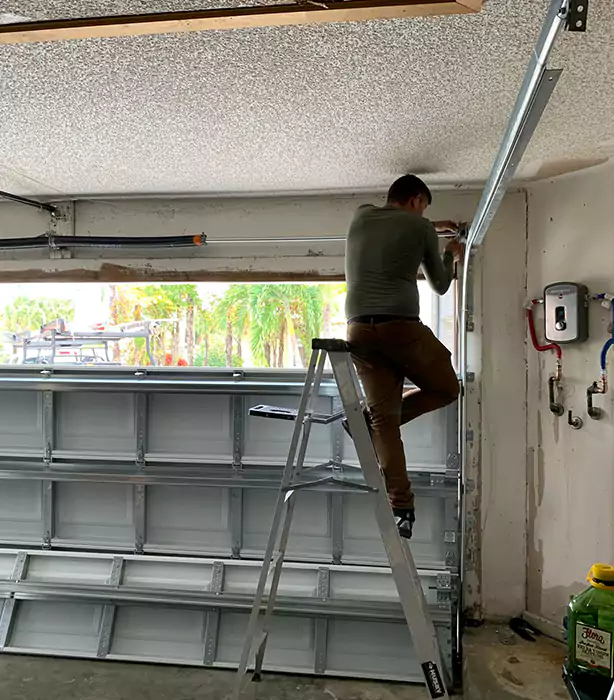 Garage Door Hinge Replacement Fort Lauderdale