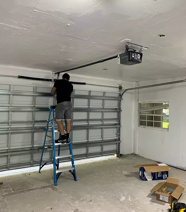 Residential Garage Door Fort Lauderdale