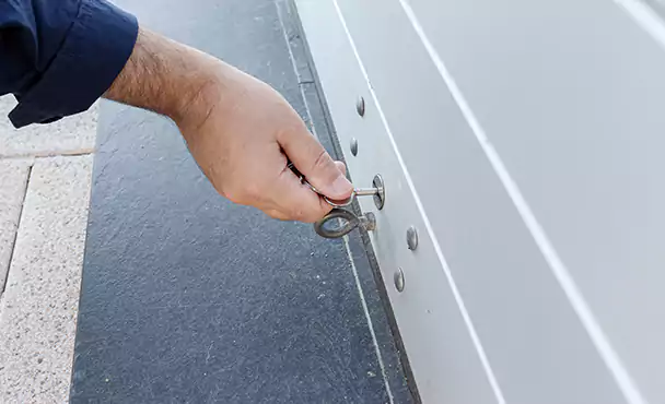 Garage Door Lock Replacement in Fort Lauderdale, FL